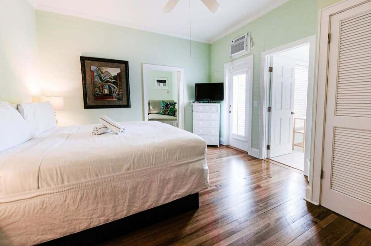 Deluxe King With Balcony - At James House With Parking! Key West Exterior foto