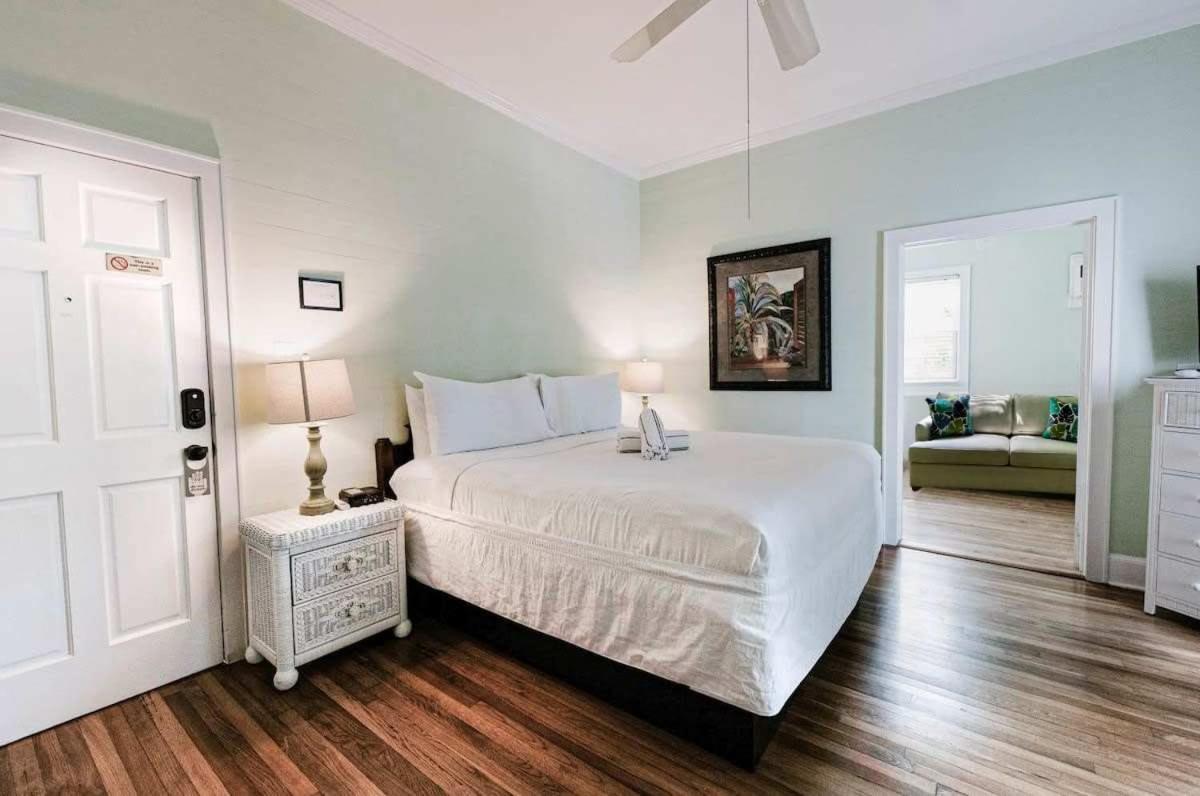Deluxe King With Balcony - At James House With Parking! Key West Exterior foto